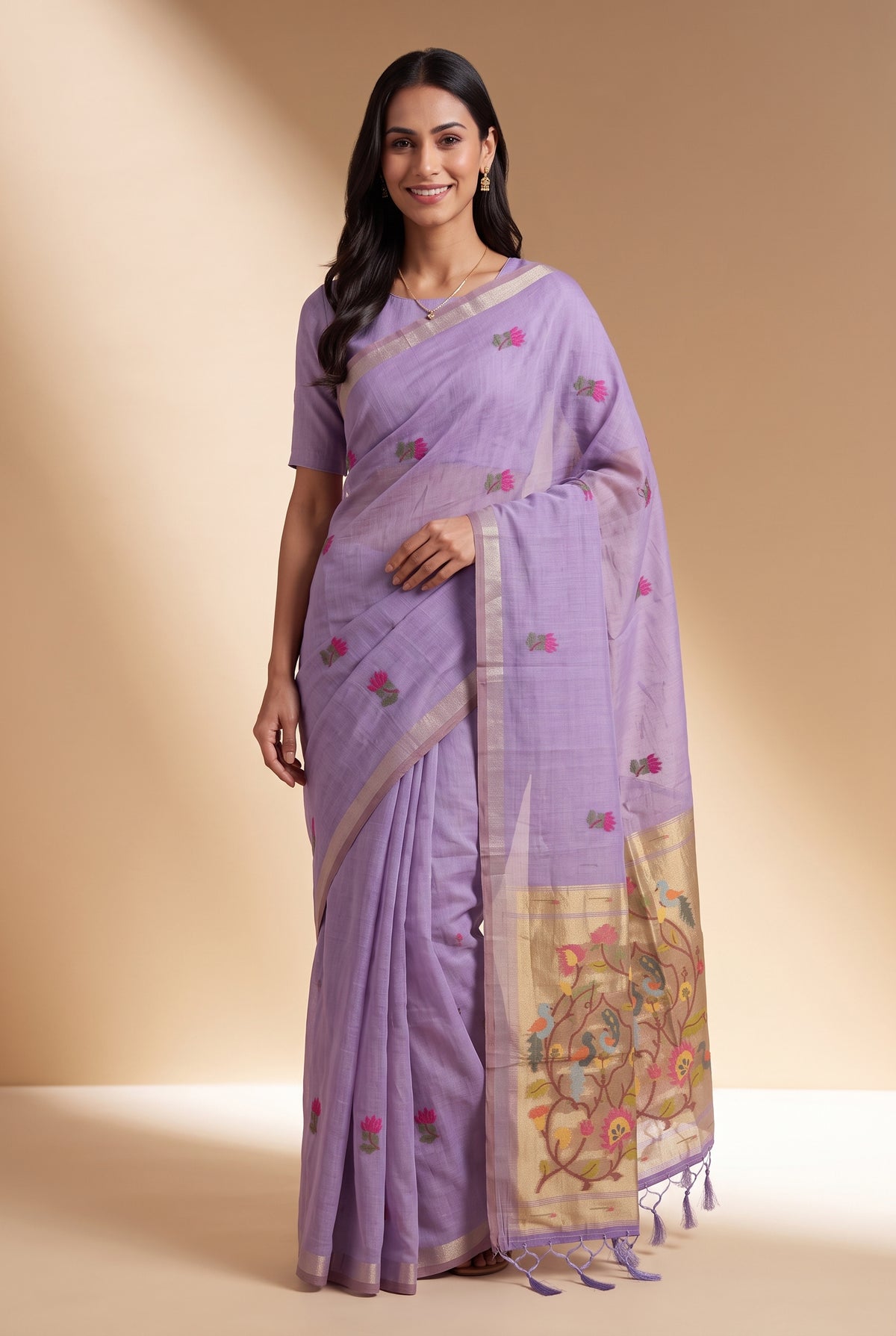 Lavender Jamdhani Cotton Paithani Saree with Resham Lotus butti and Nīlapakṣīpallu Pallu