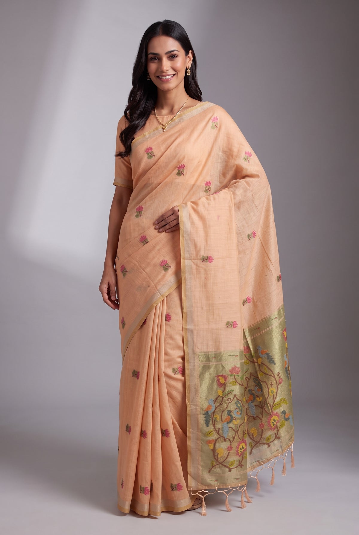 Peach Jamdhani Cotton Paithani Saree with Resham Lotus butti and Nīlapakṣīpallu Pallu
