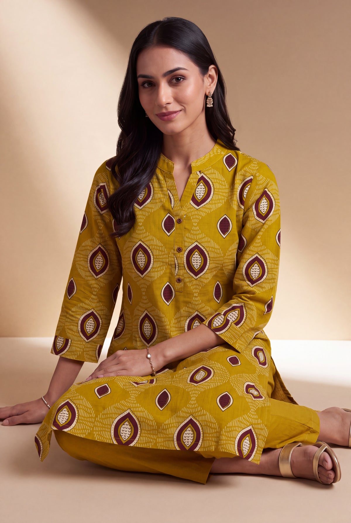 Olive Mustard Cotton Kurti with Mandarin Collar and Bījāvalī Print