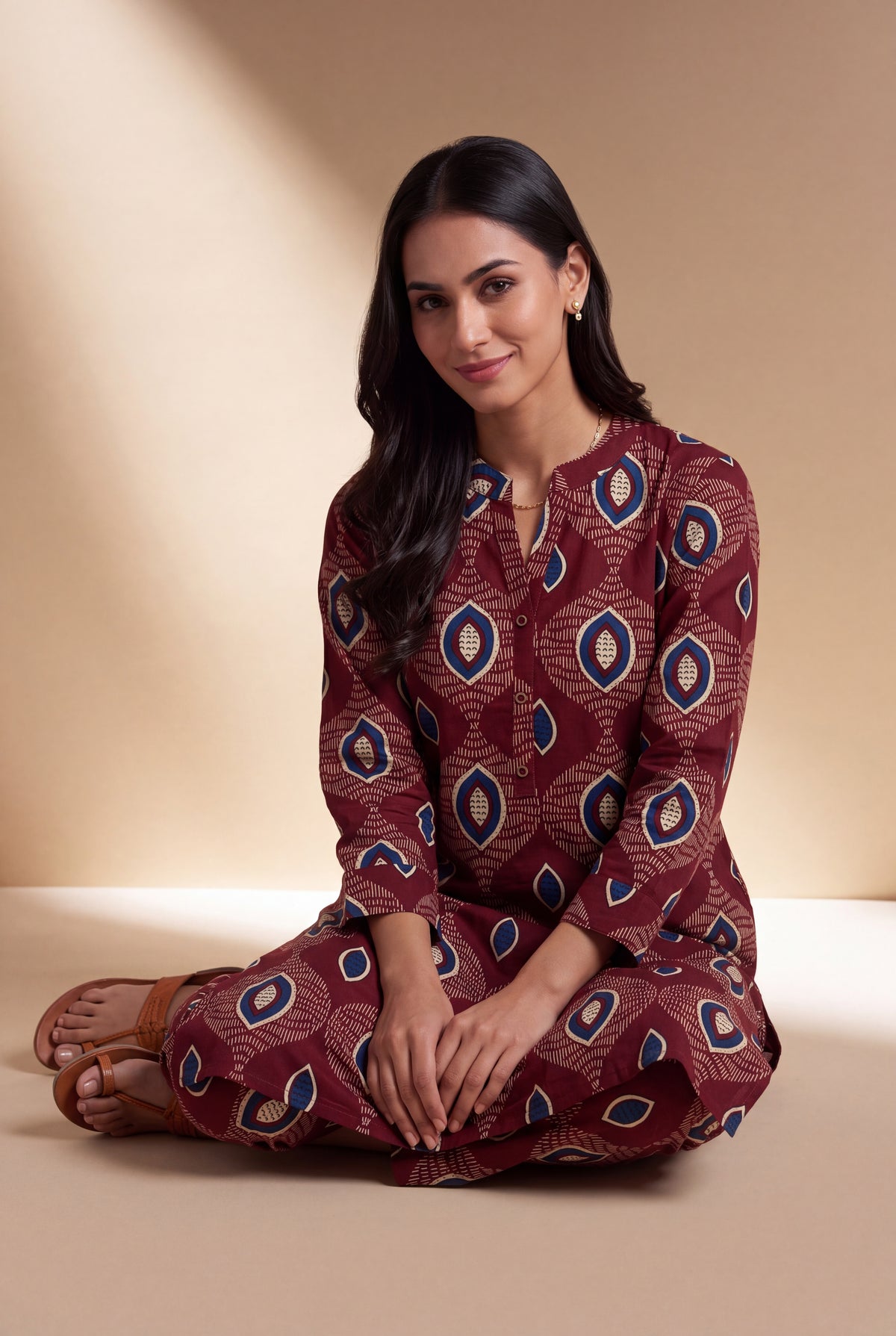 Burgundy Red Cotton Kurti with Mandarin Collar and Bījāvalī Print