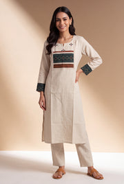 Cream Khadi Cotton Kurti with Teal Patchwork Cuffs and Vajrāvalī Yoke