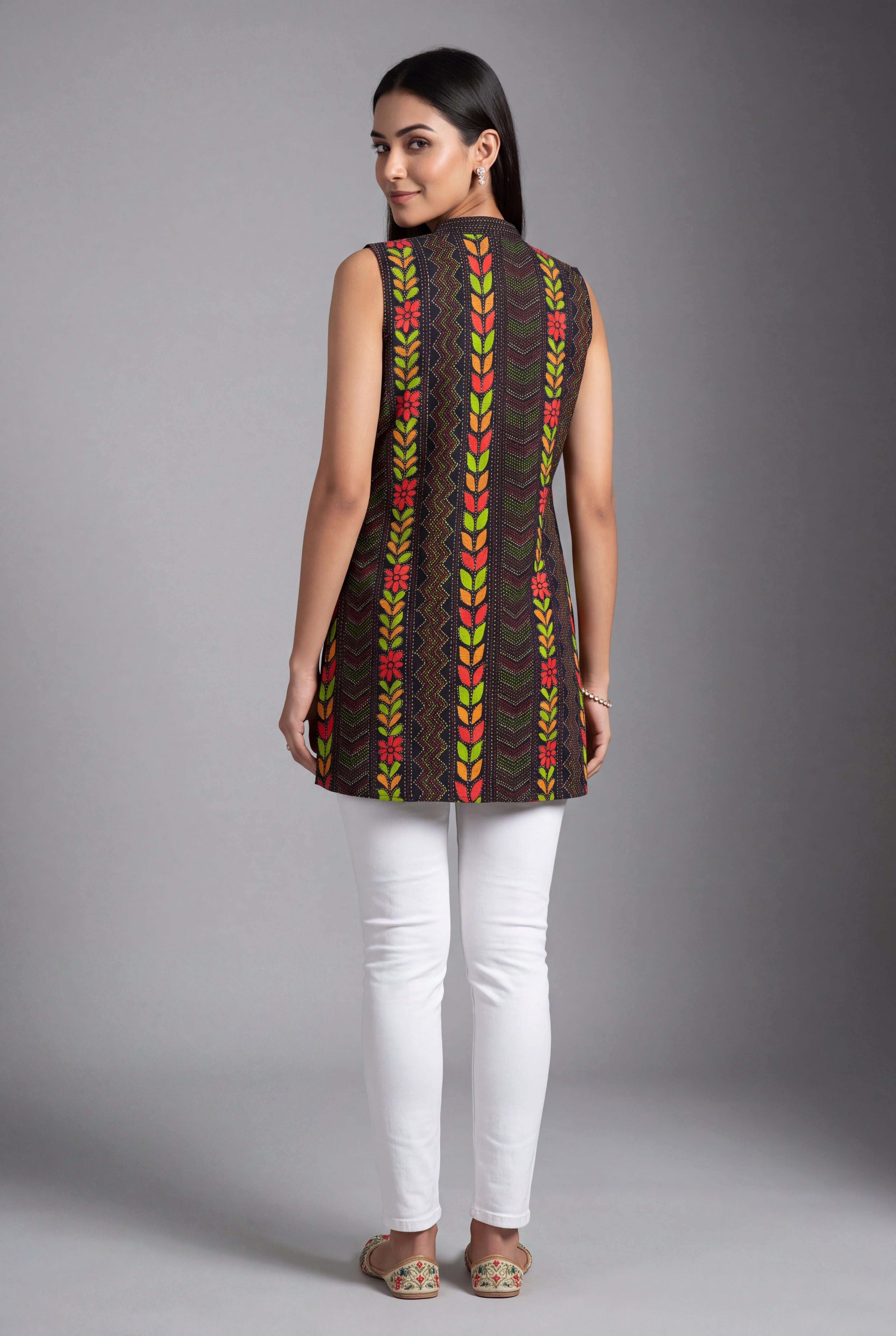 Midnight Blue Ākṛti Kurti with Geometric Leaf print