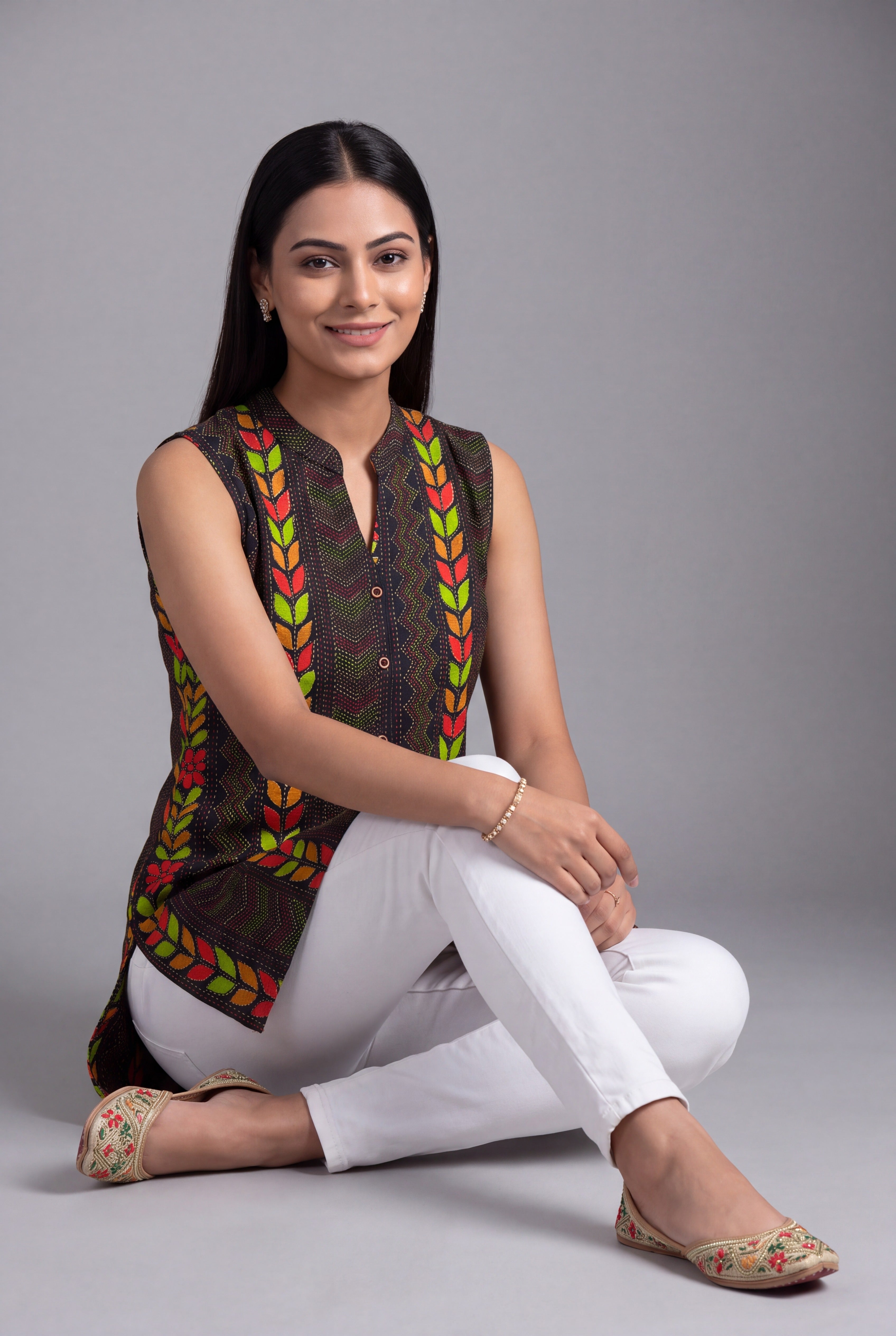 Midnight Blue Ākṛti Kurti with Geometric Leaf print