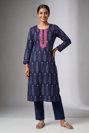 Midnight Blue Pallava Kurti with contrast Pink and White motifs
