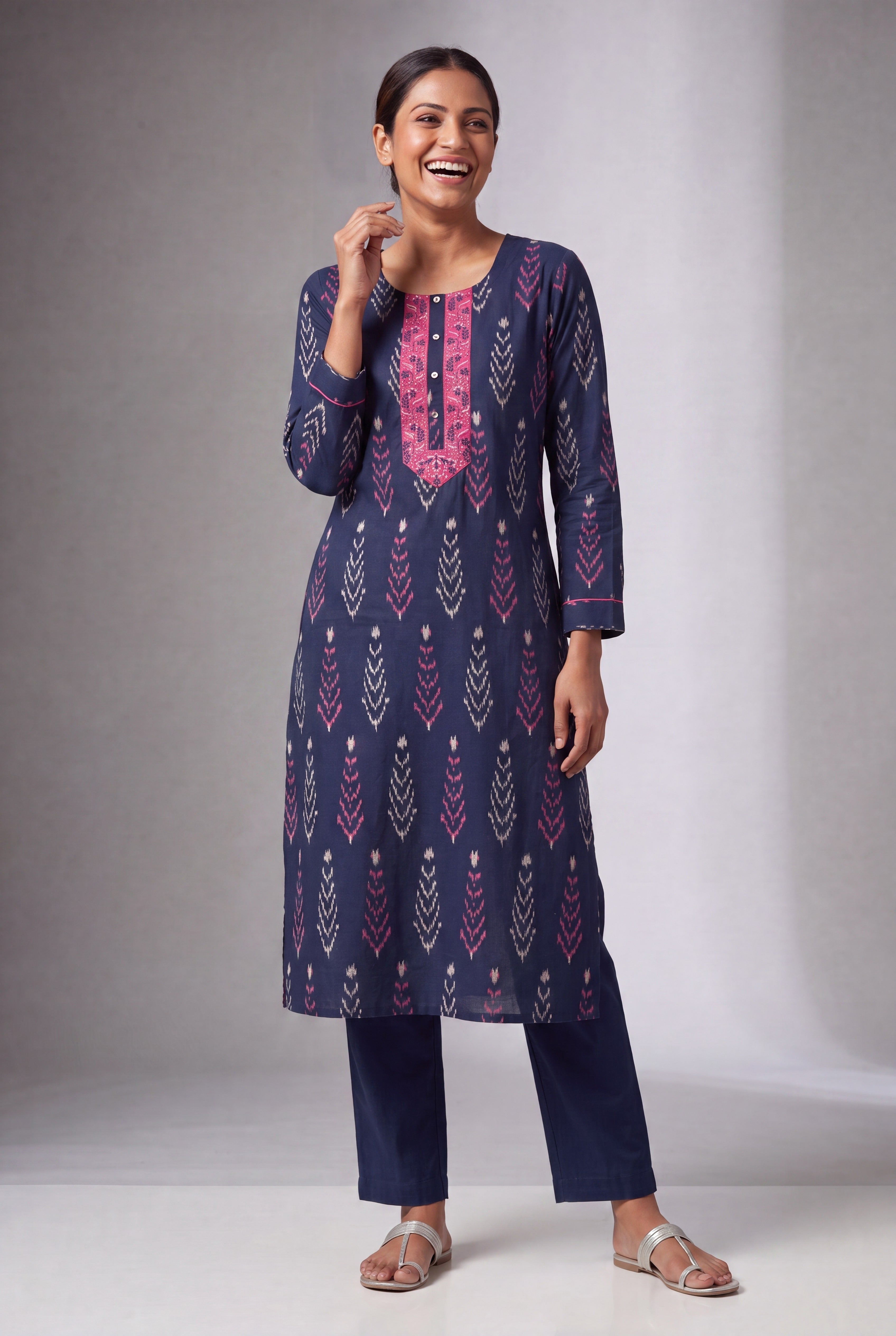 Midnight Blue Pallava Kurti with contrast Pink and White motifs