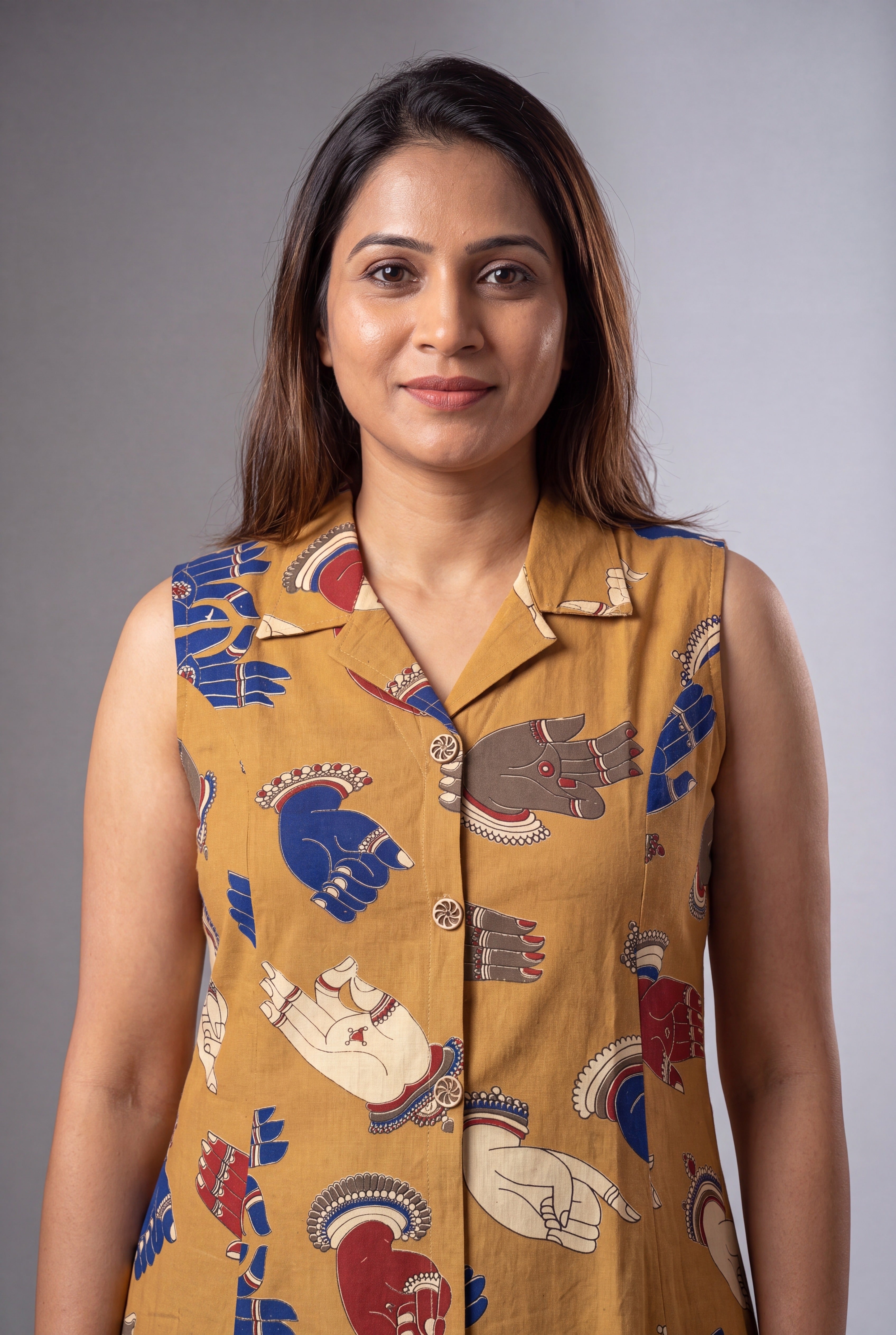 Mustard Sukumāra Kurti with Hasta print