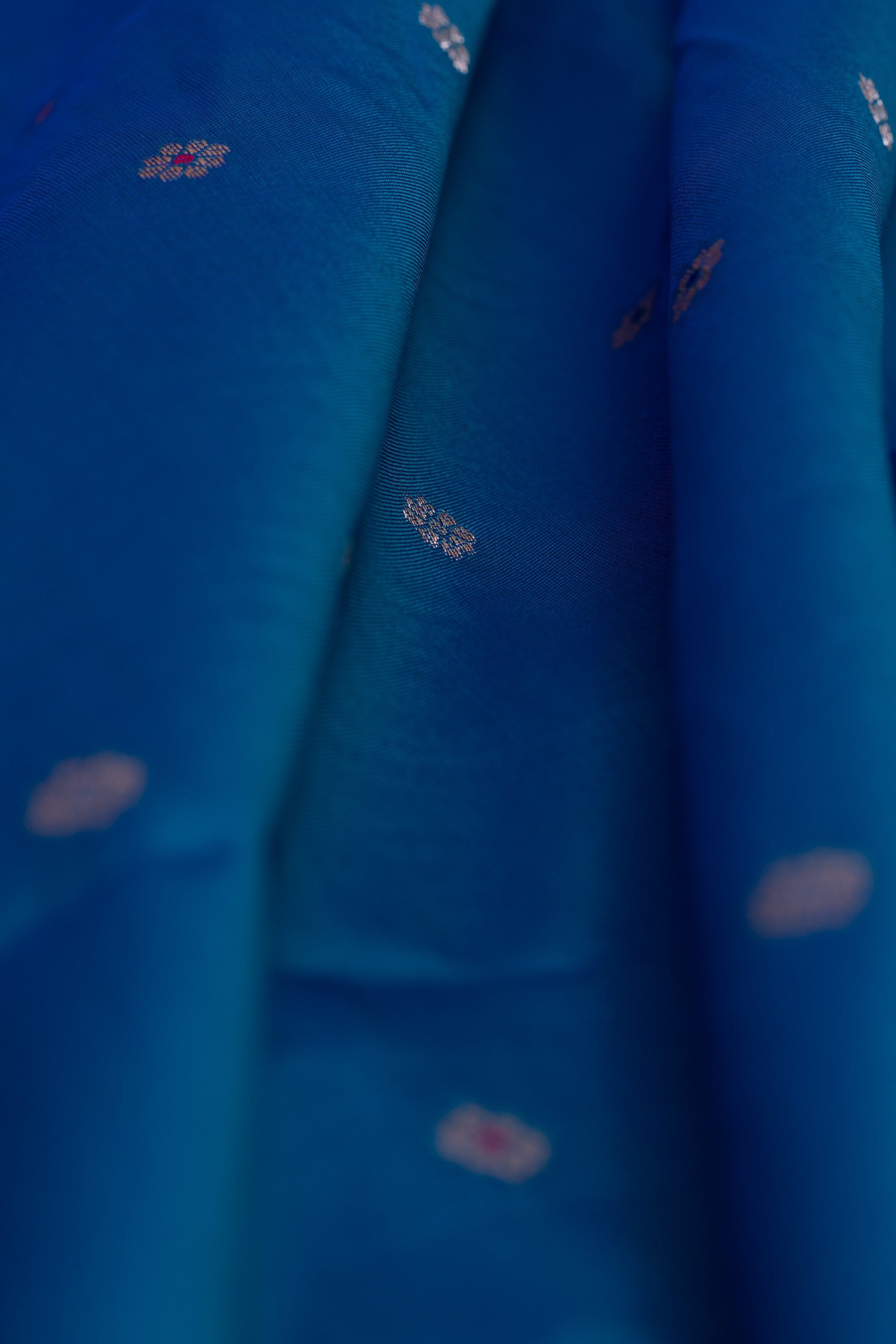 Peacock Blue Katan Silk Paithani Saree with Multicolour Munya border and Śuka-Mayūra Pallu