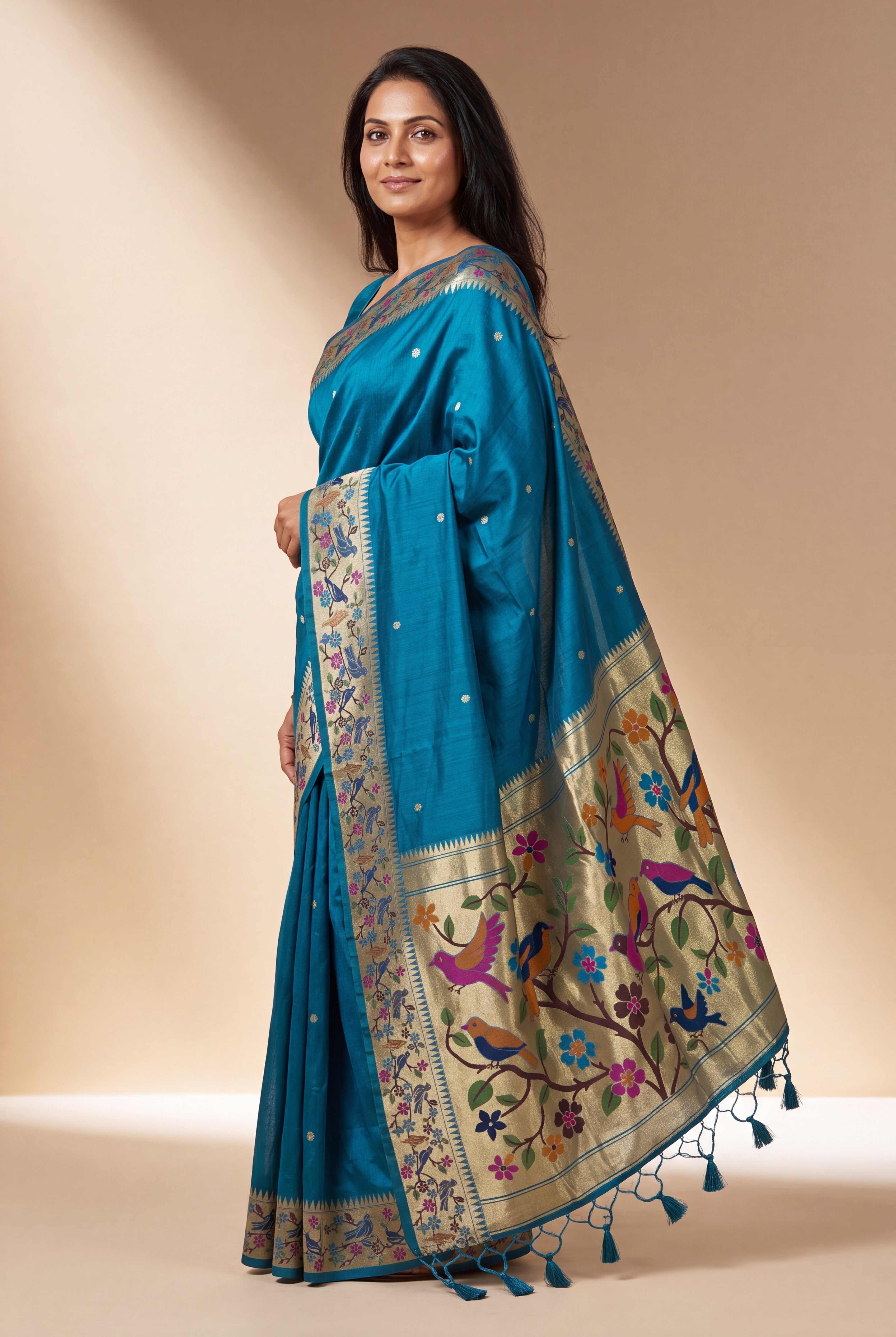 Peacock Blue Tussar Silk Paithani Saree with Vihaṅga Pallu and border