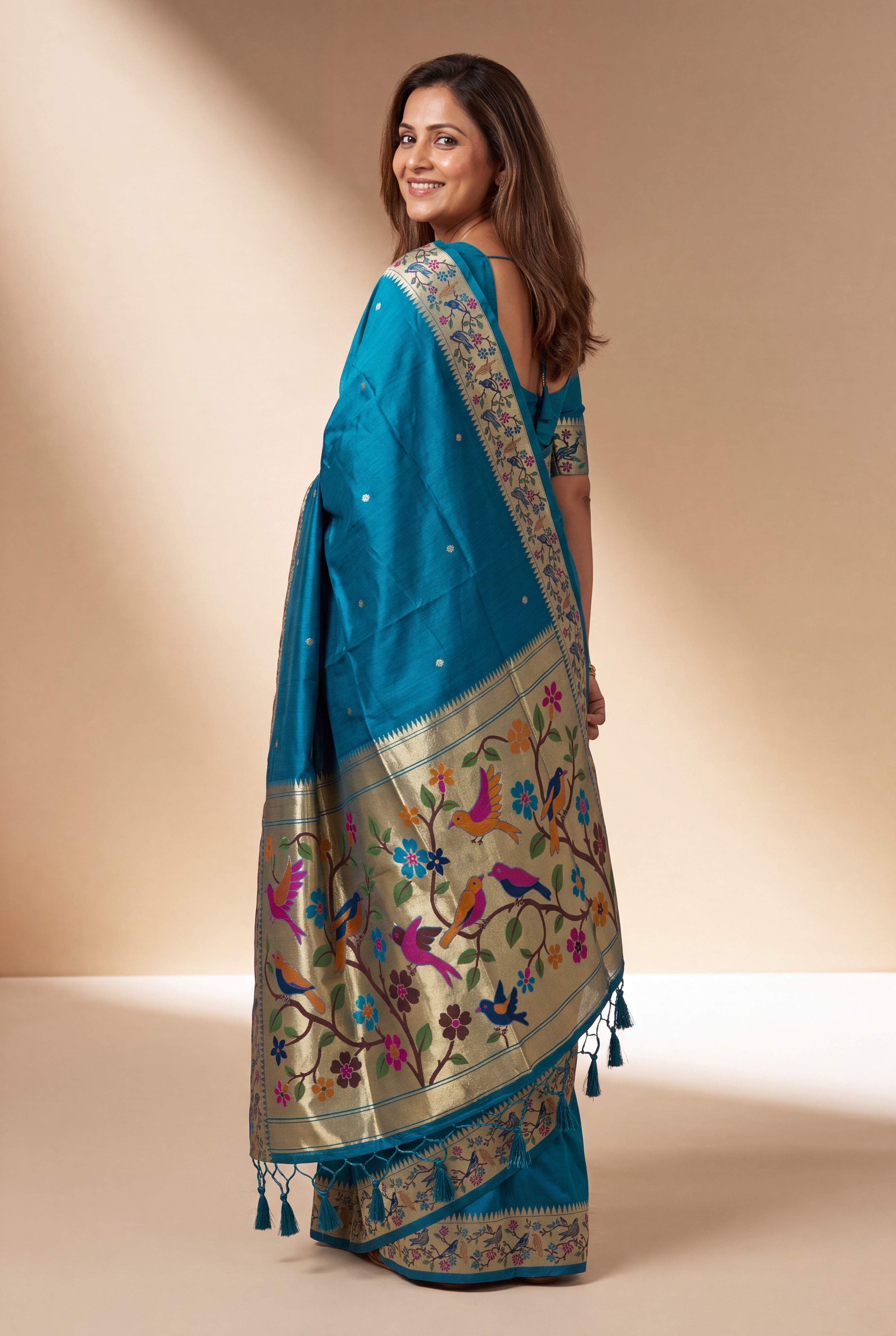 Peacock Blue Tussar Silk Paithani Saree with Vihaṅga Pallu and border