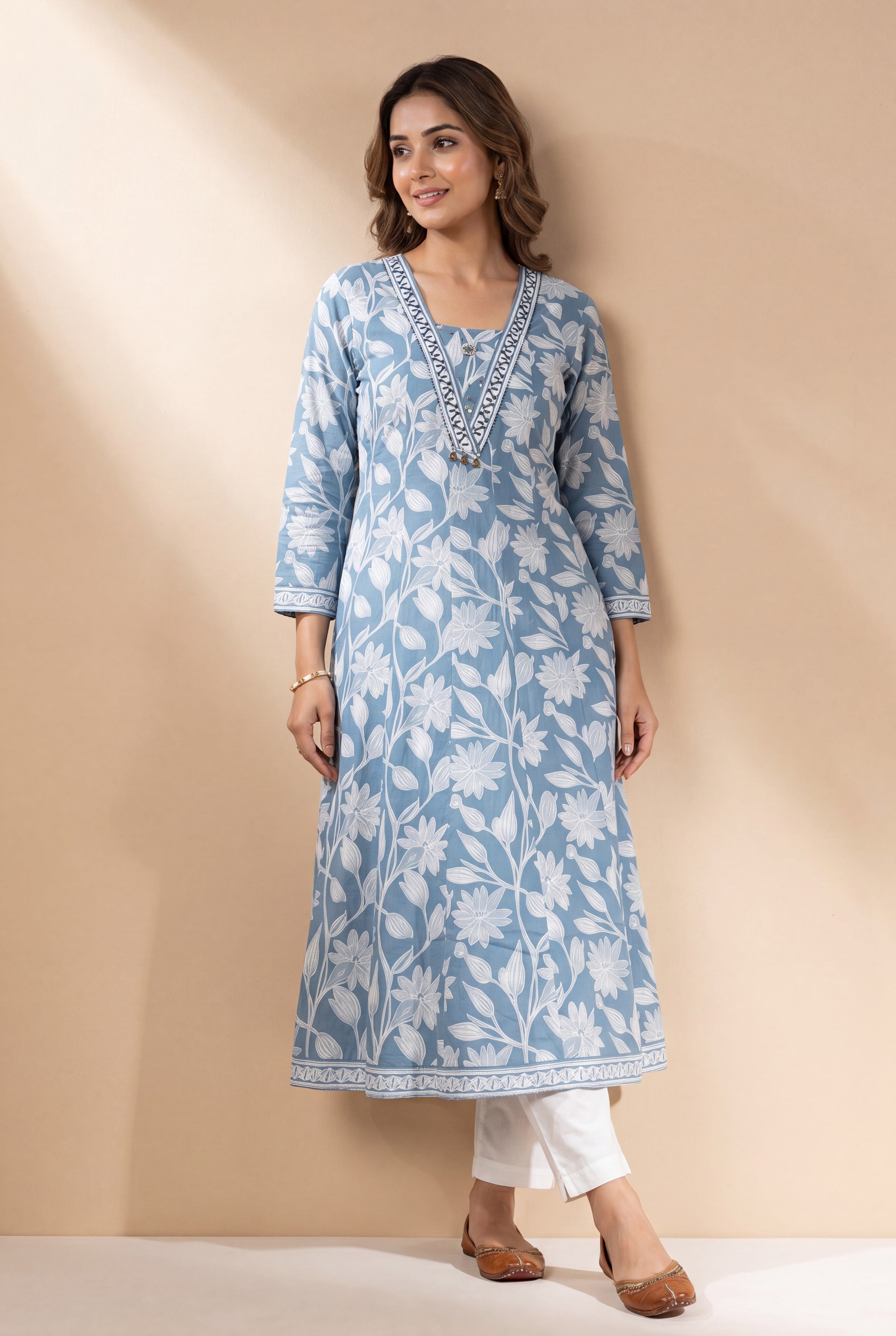 Powder Blue Āvarņa Cotton Kurti
