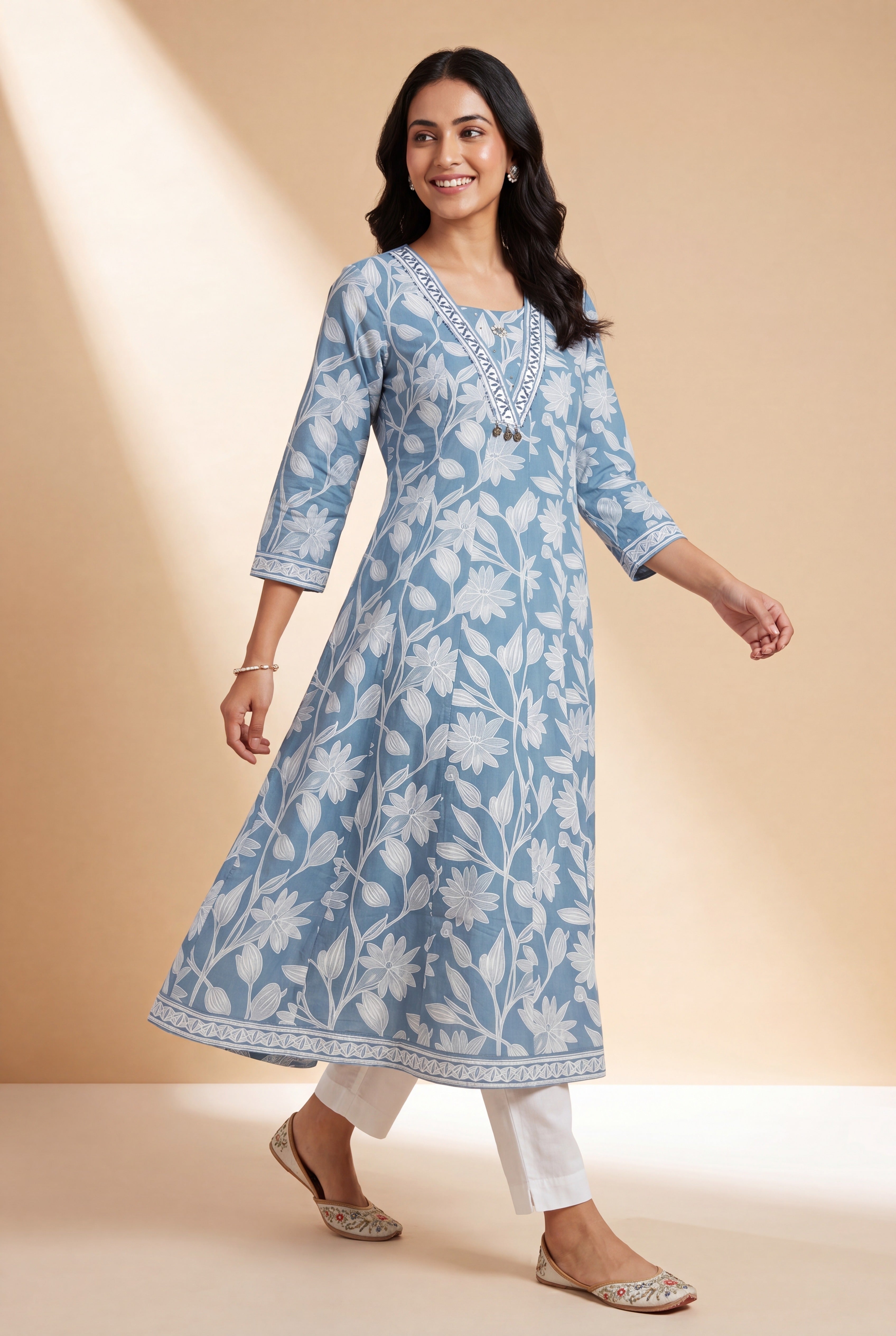Powder Blue Āvarņa Cotton Kurti