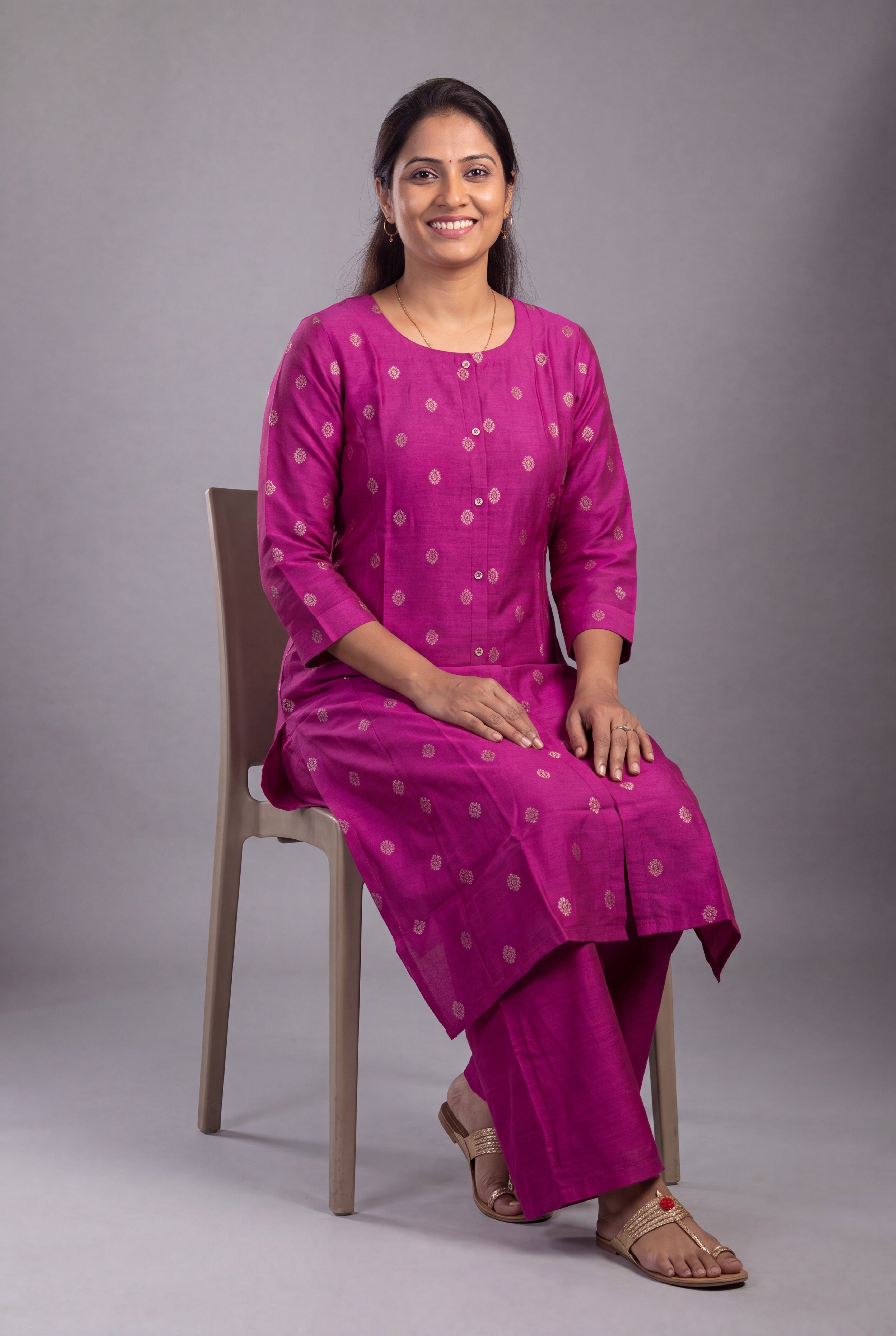 Rani Pink Kusumamālā Co-ord Set with Gold Zari butti