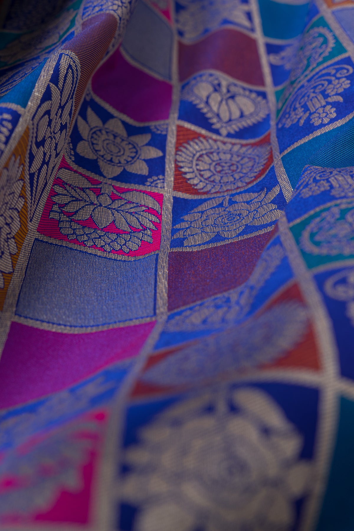 Royal Blue Katan Silk Banarasi Saree  with Multi Checks and Rang Kaad Pallu