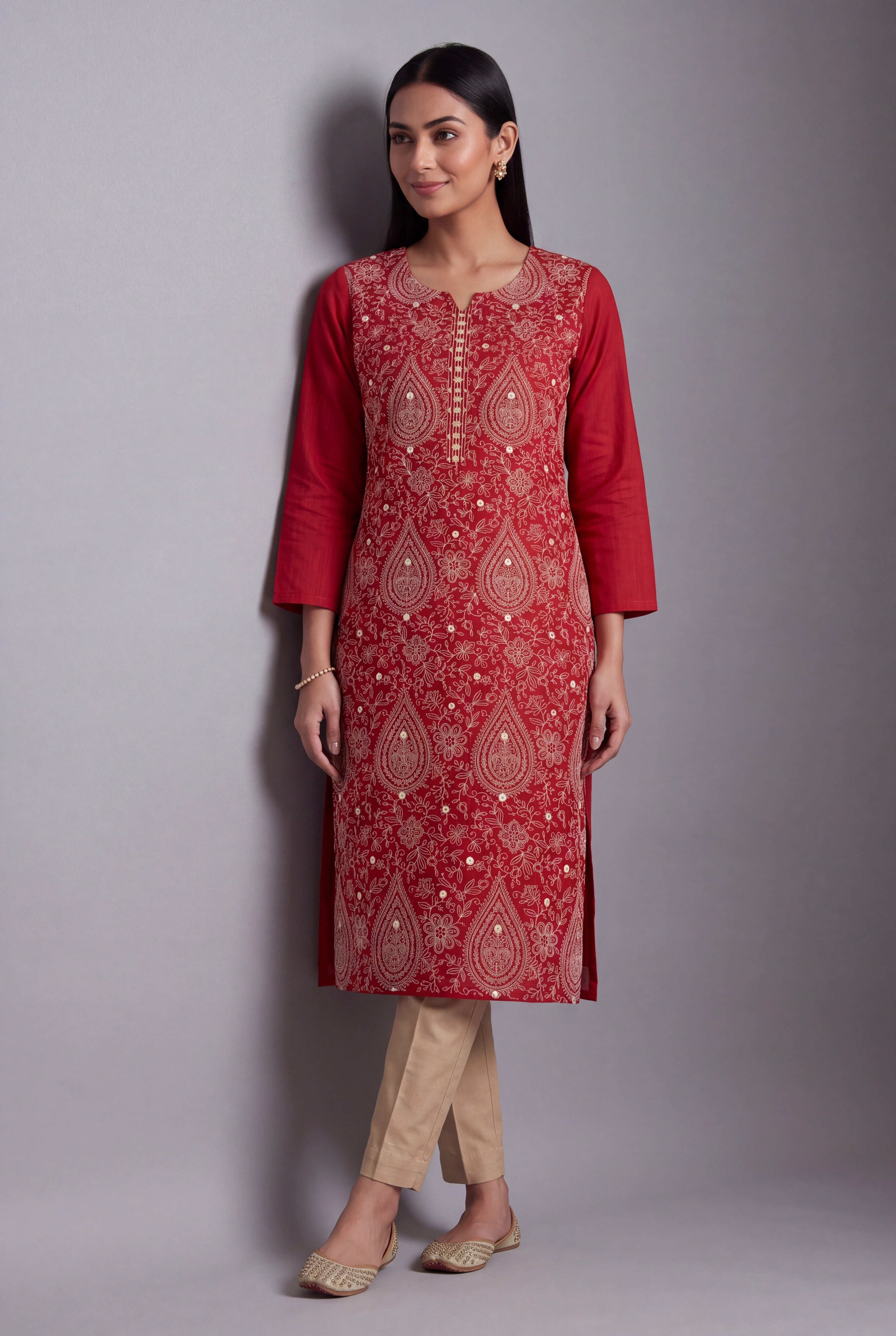 Rust Araṇya Kurti with Cream Netrabindu and Jaal threadwork