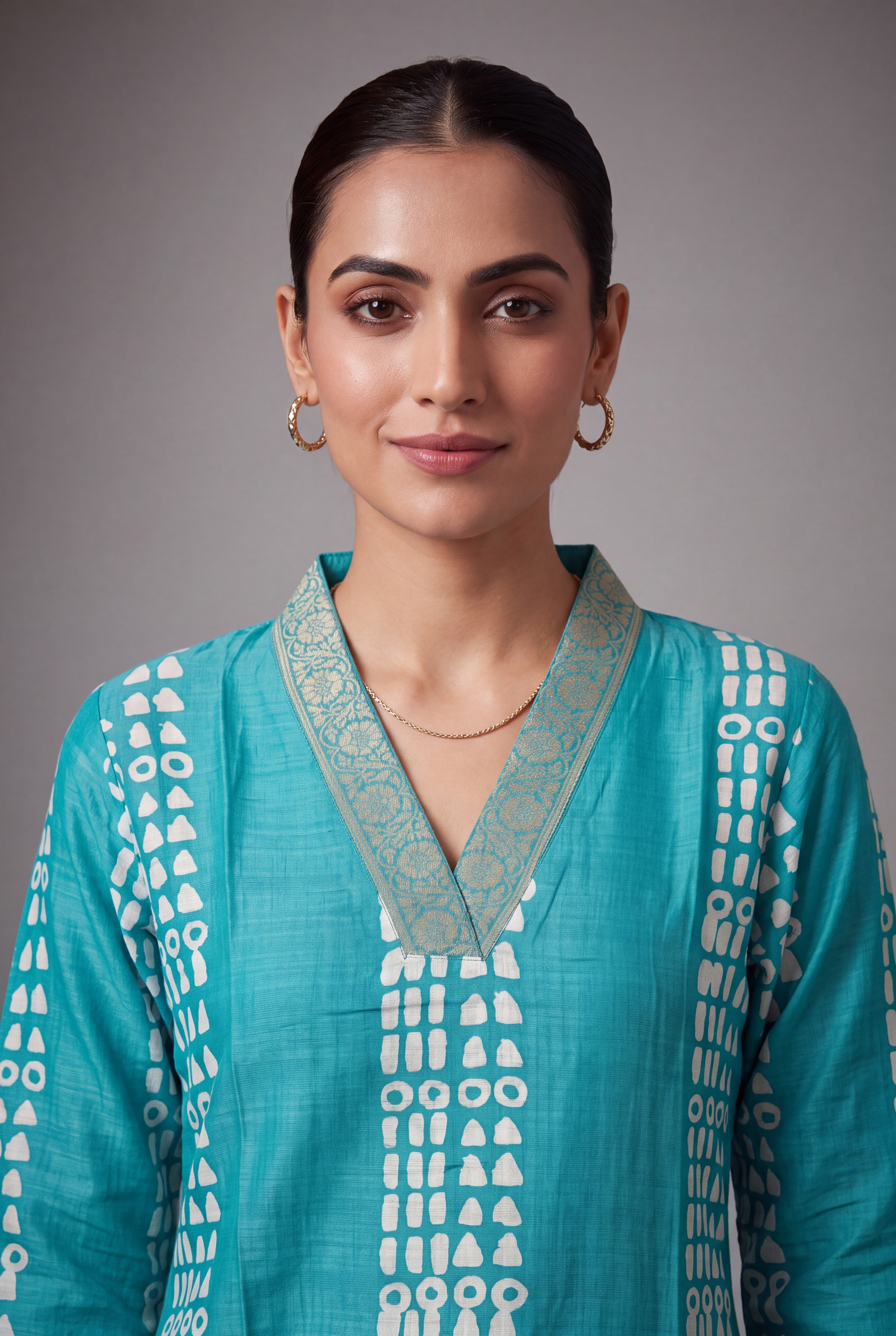 Sea Blue Ākṛti Kurti with Jaal Zariwork