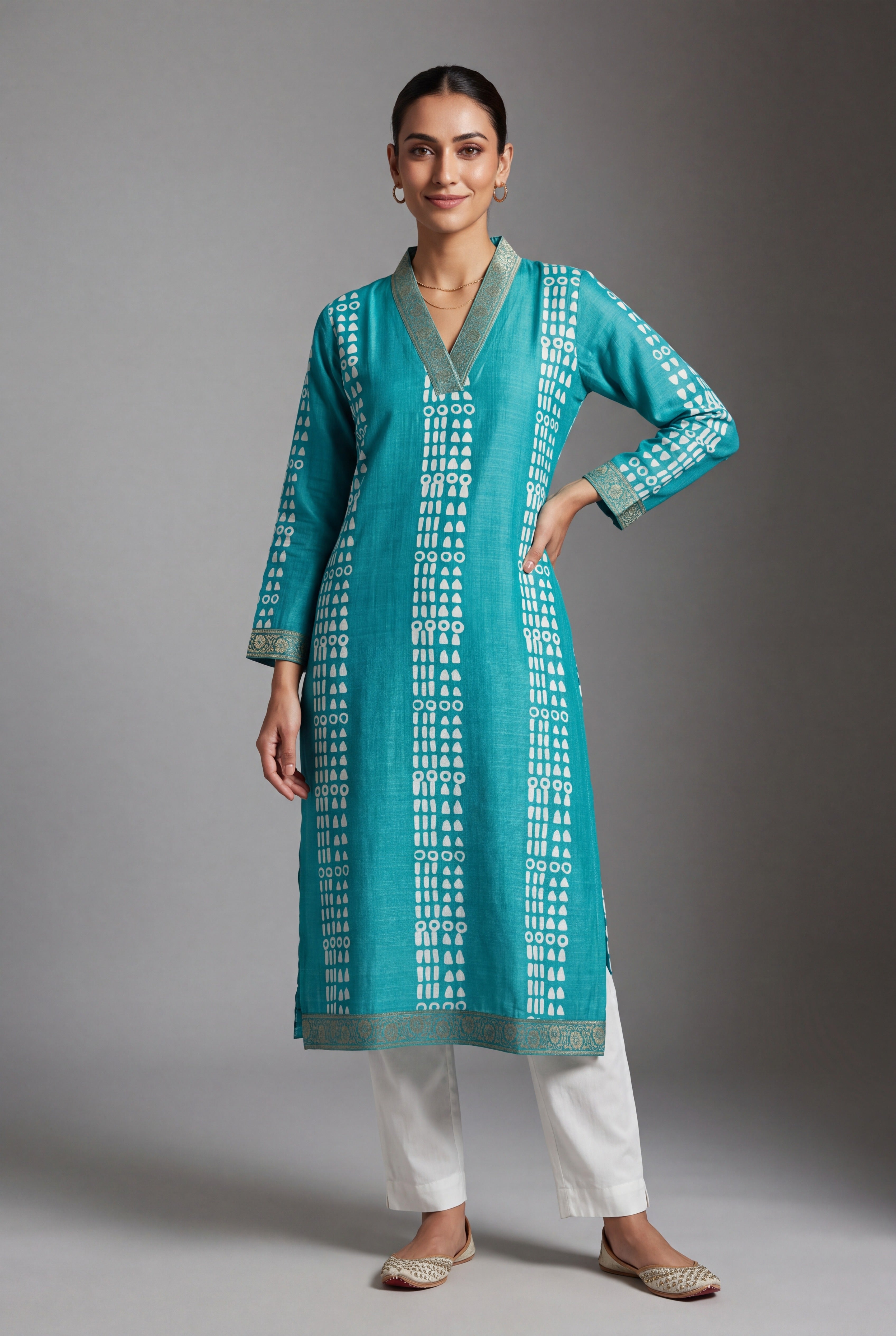 Sea Blue Ākṛti Kurti with Jaal Zariwork