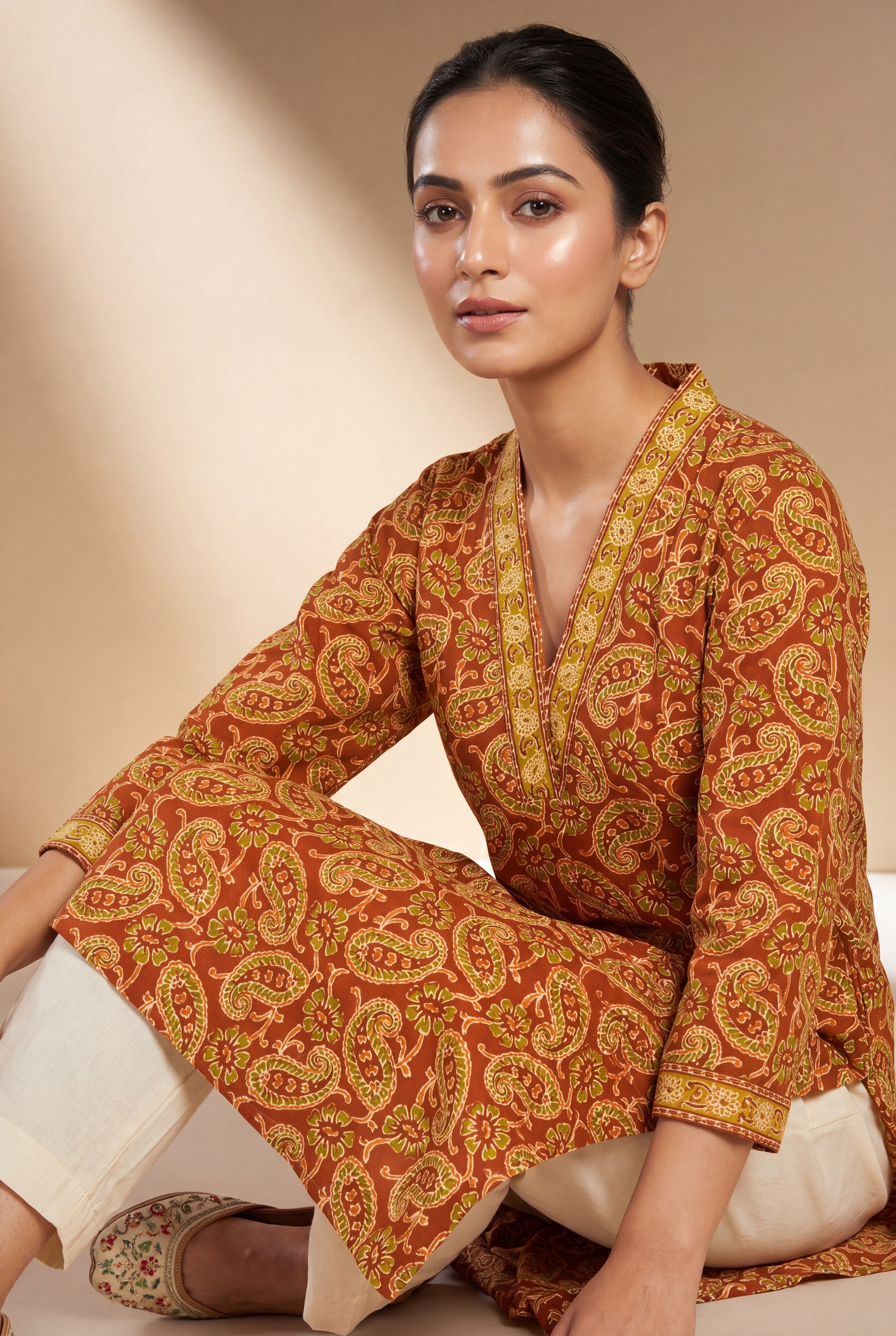 Sunset Orange Āmrapatra Cotton Kurti with Paisley and Floral block print