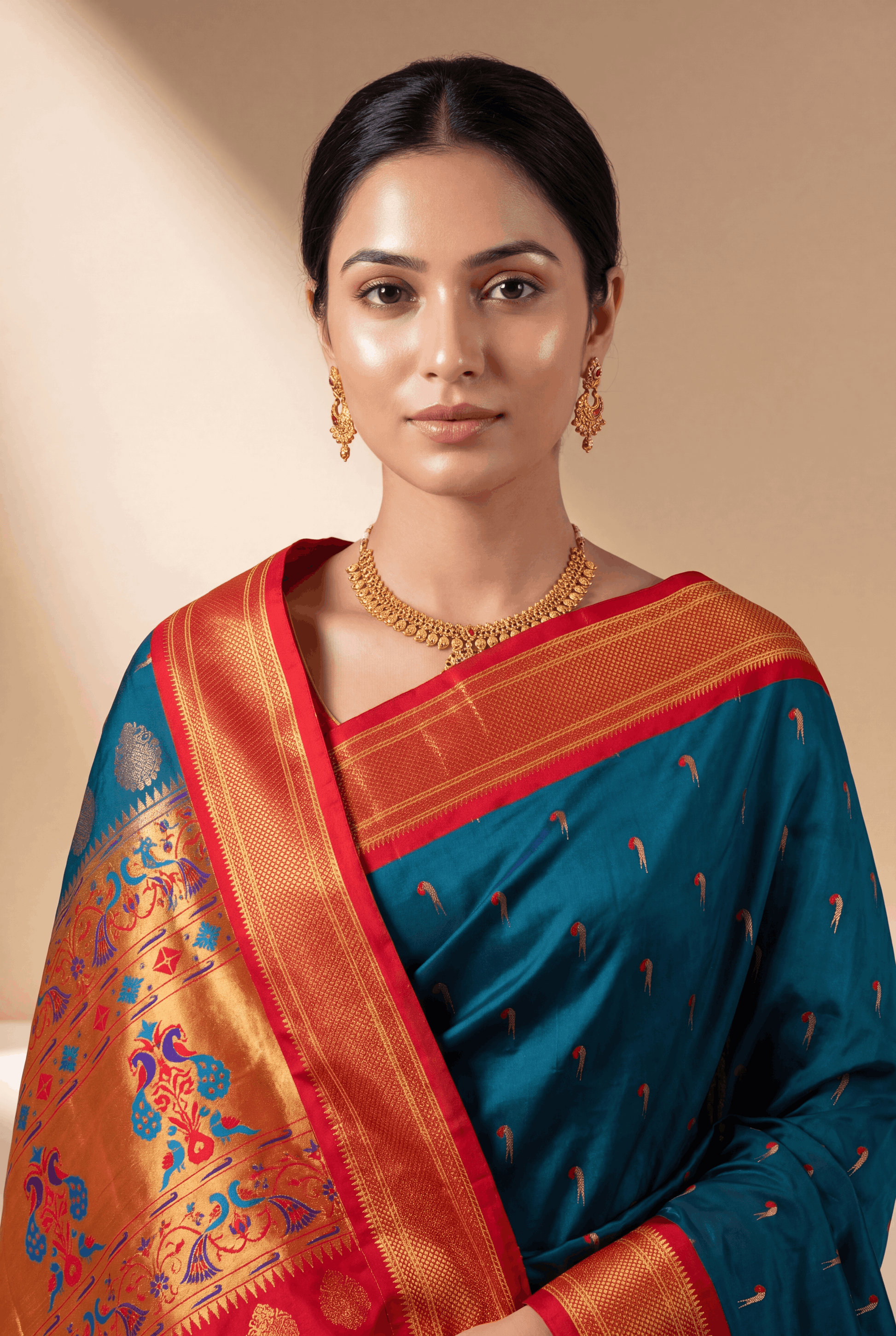 Morpankhi Blue Apurva Silk Paithani Saree - Image 6