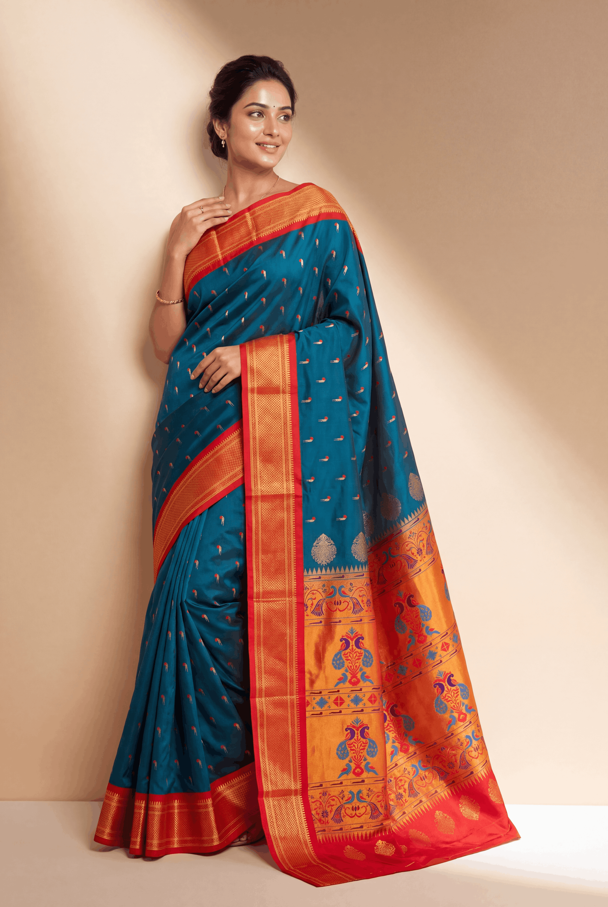 Morpankhi Blue Apurva Silk Paithani Saree - Image 4