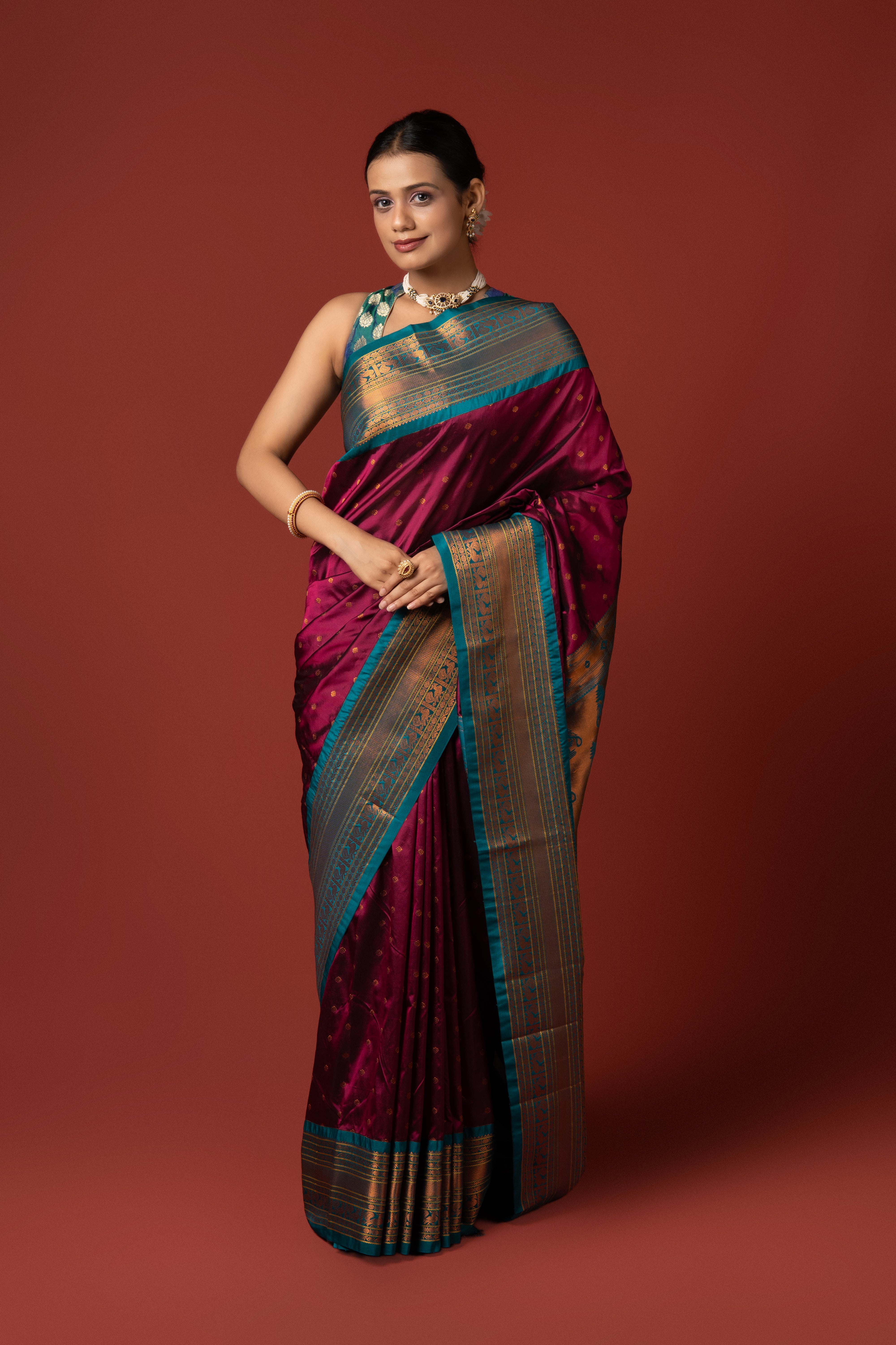 Wine Apurva Silk Paithani Saree