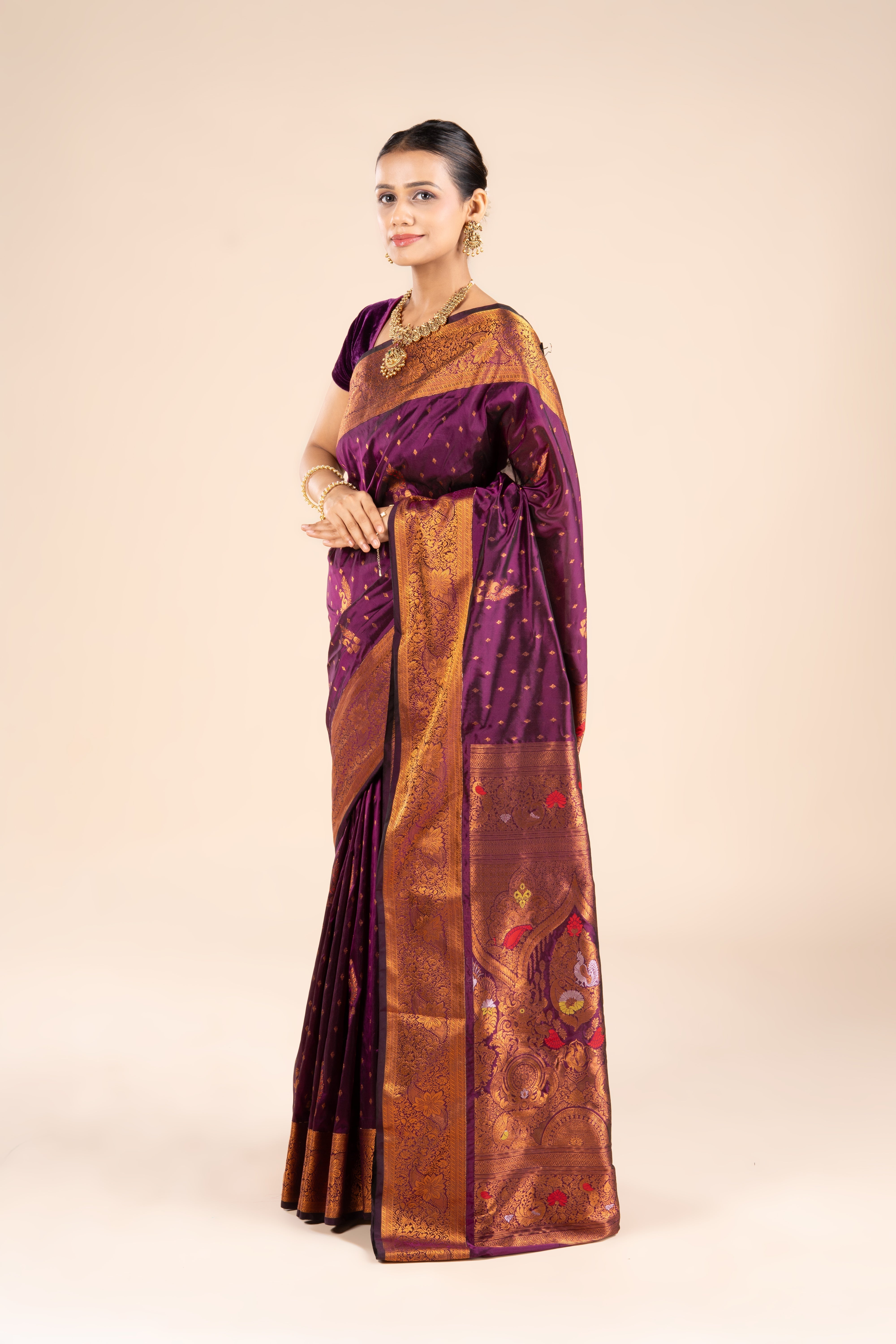 Wine Apurva Silk Paithani Saree