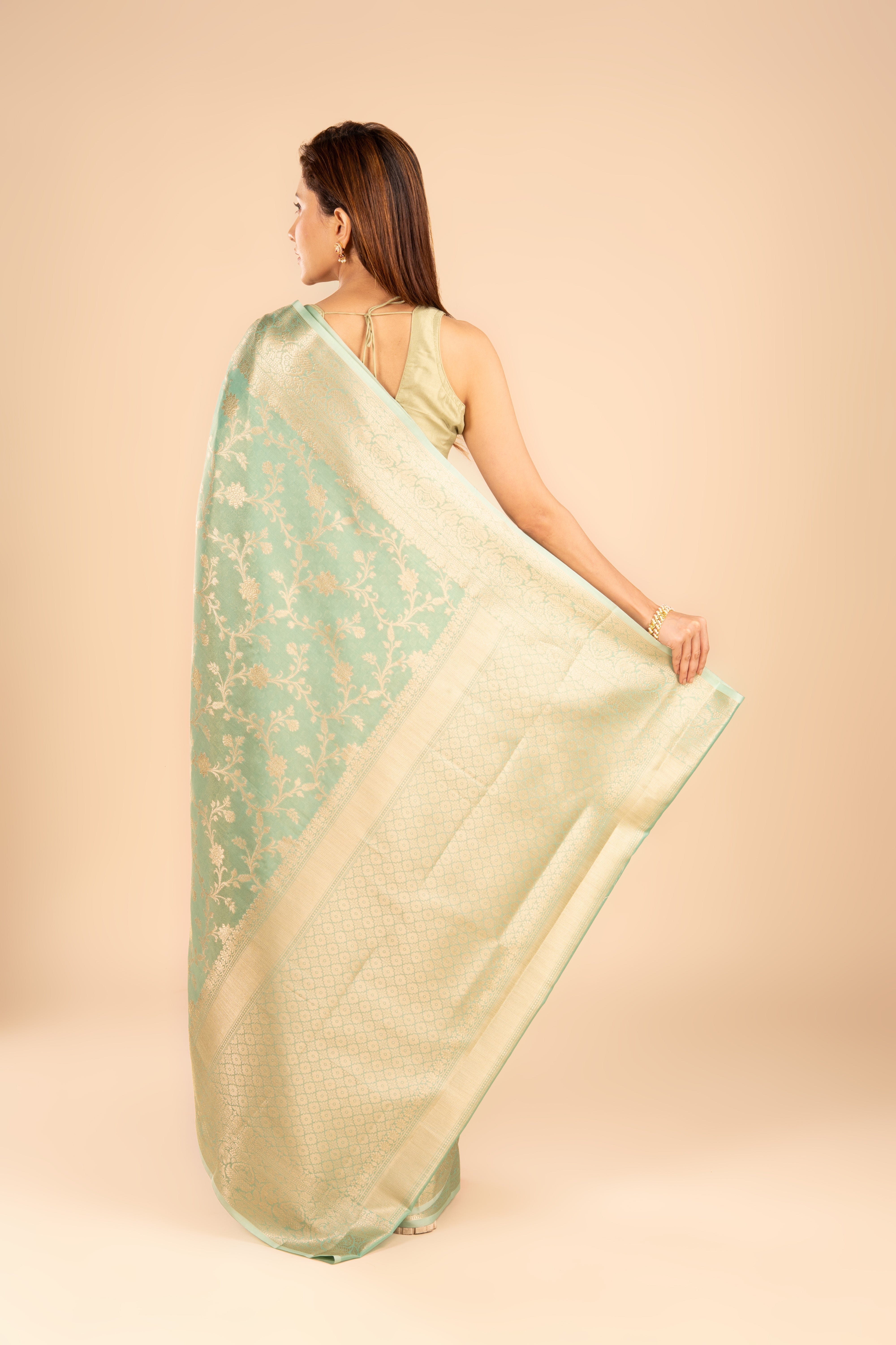 Sea Green Tissue Silk Saree with Jaal pattern