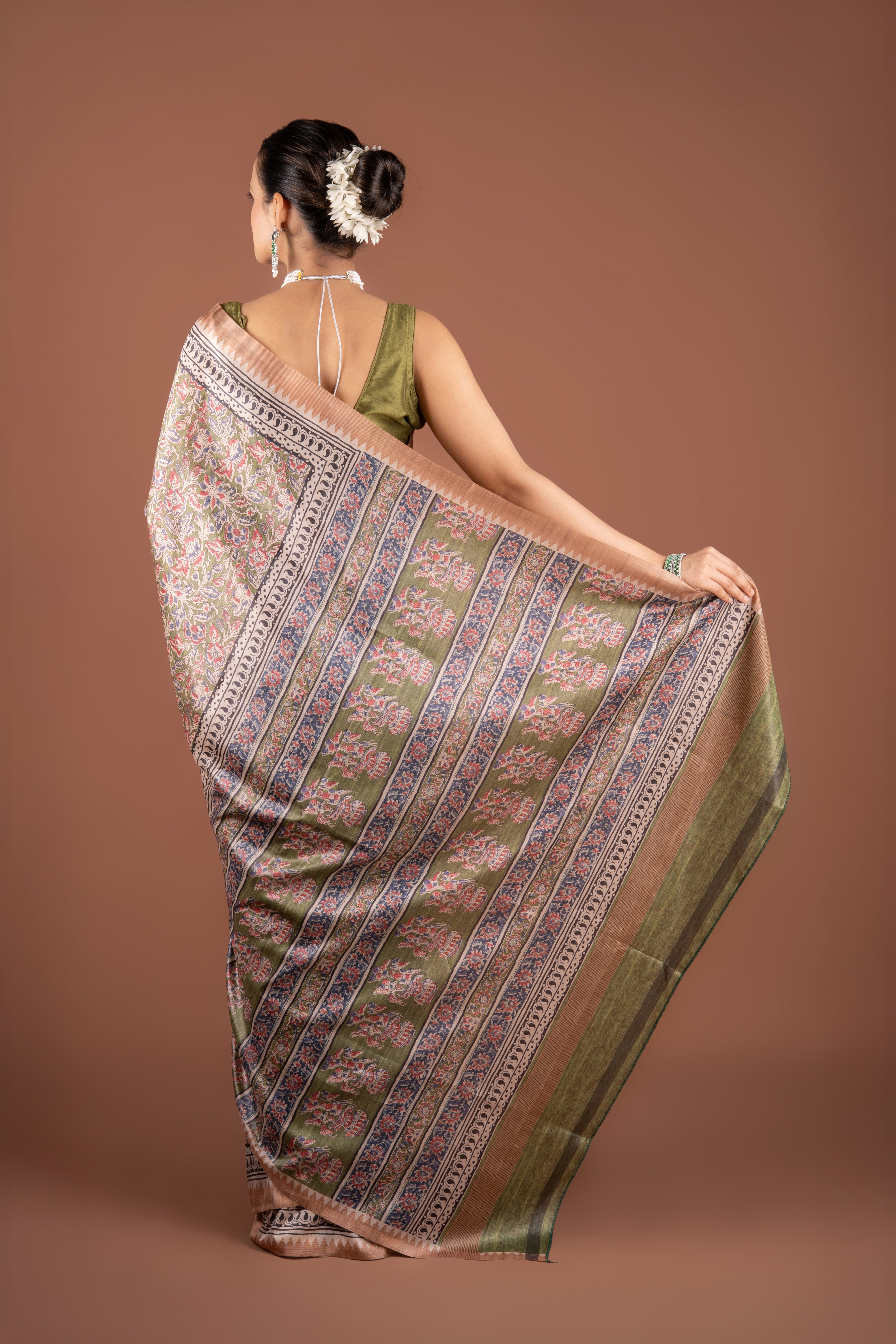 Green Dupion Silk Saree with Floral Print