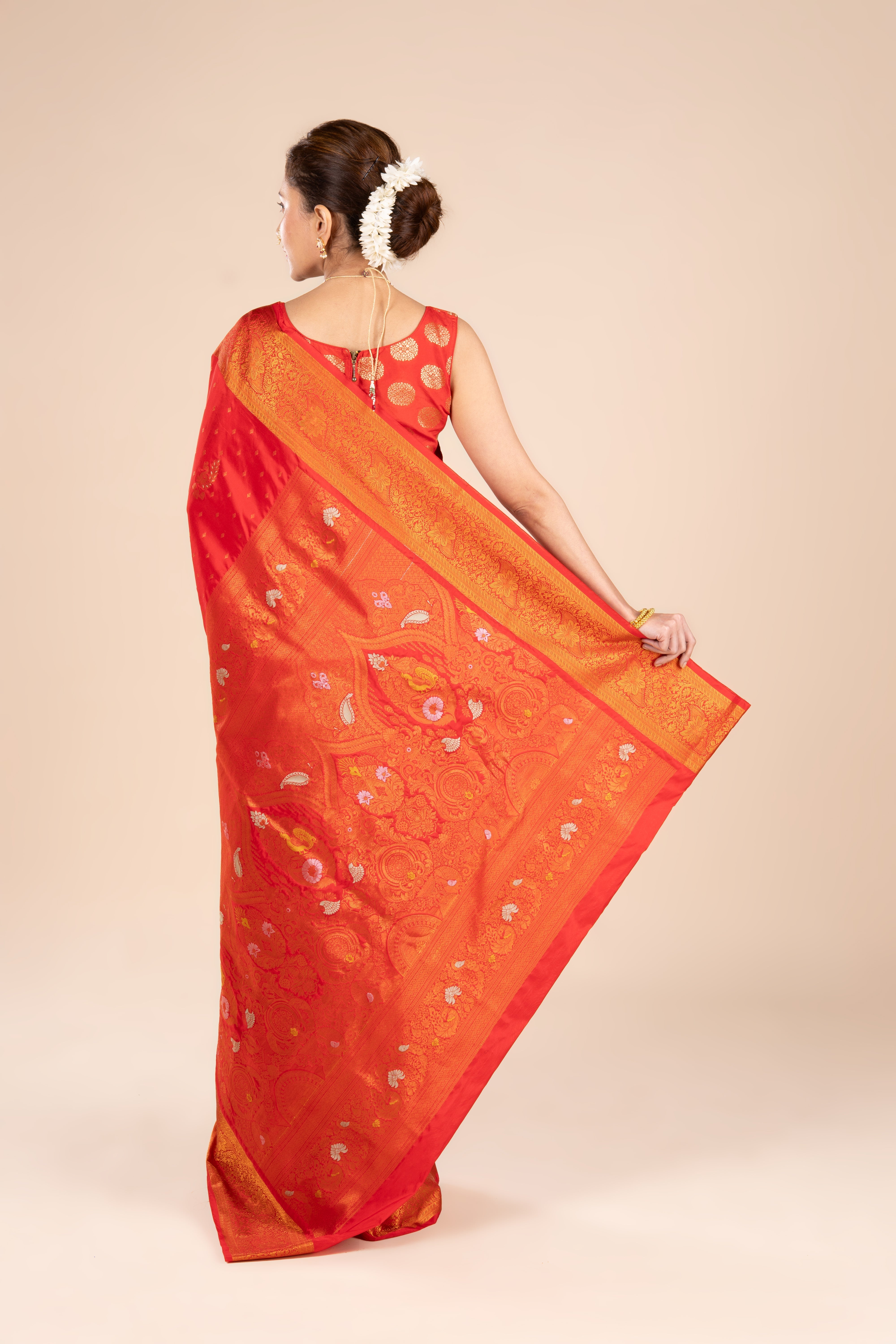 Red Apurva Silk Paithani Saree